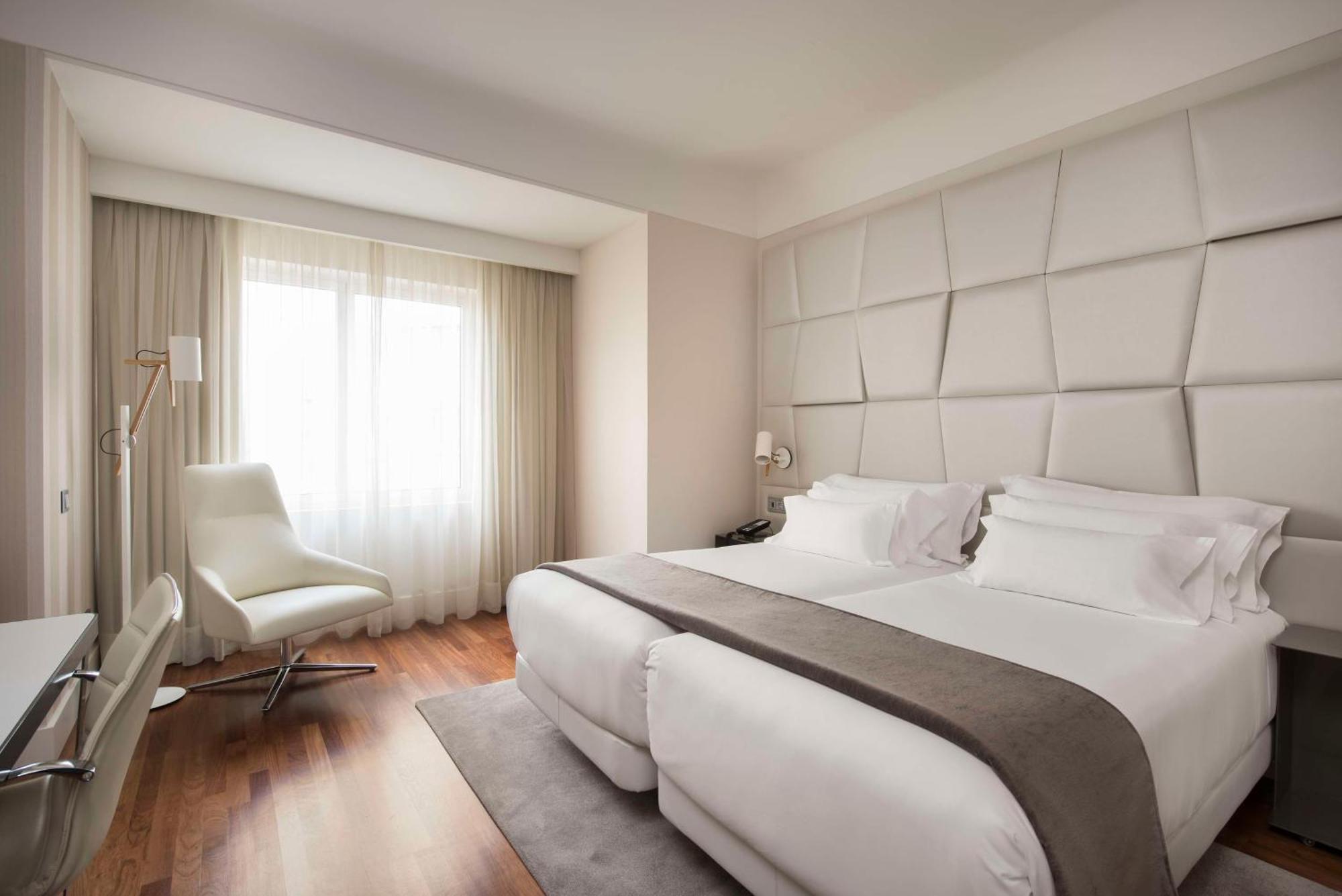 Nh Collection Madrid Colon Hotel Luaran gambar